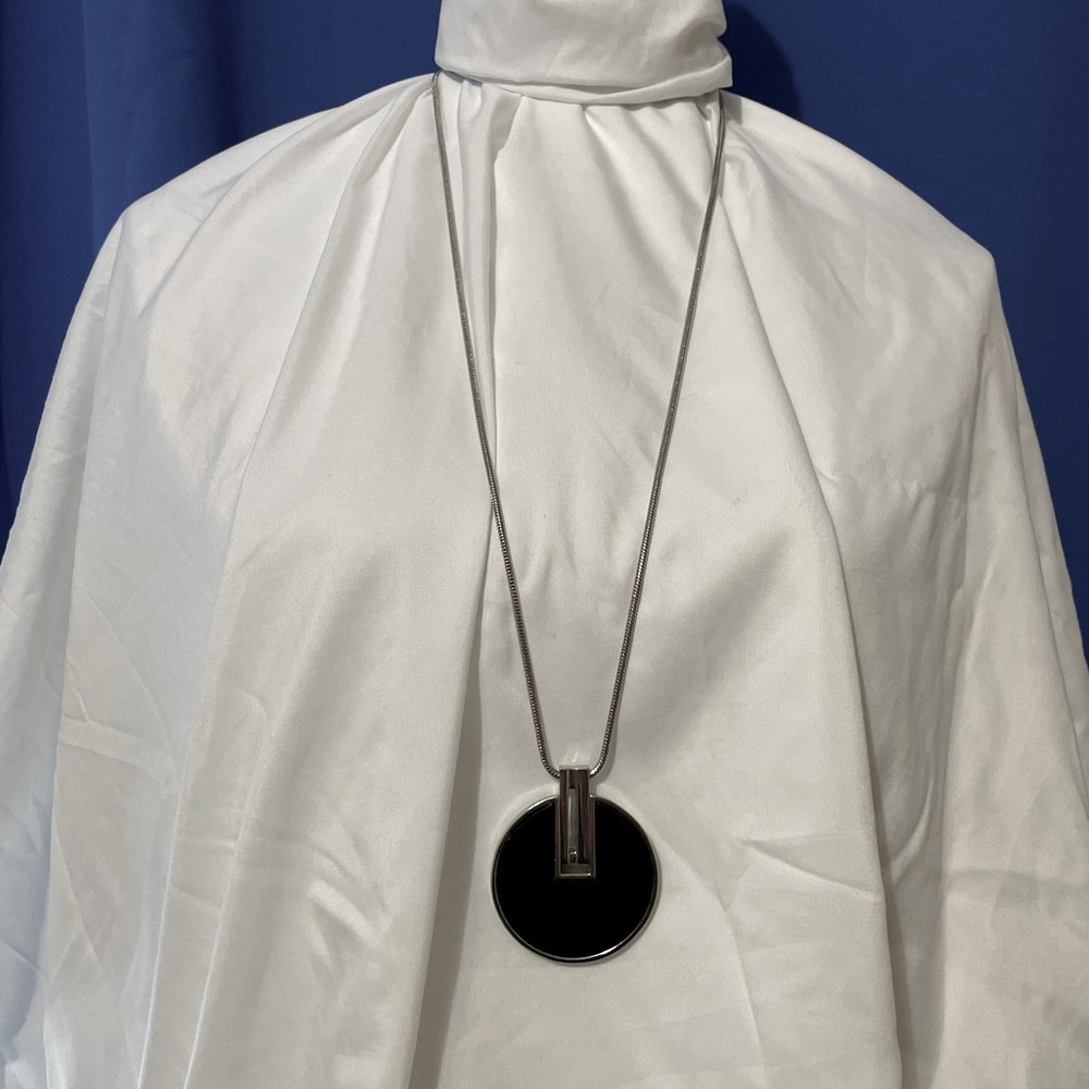 Chico’s Black White Jewelry Bundle Lot of 3 Necklaces, Earrings, Bracelet